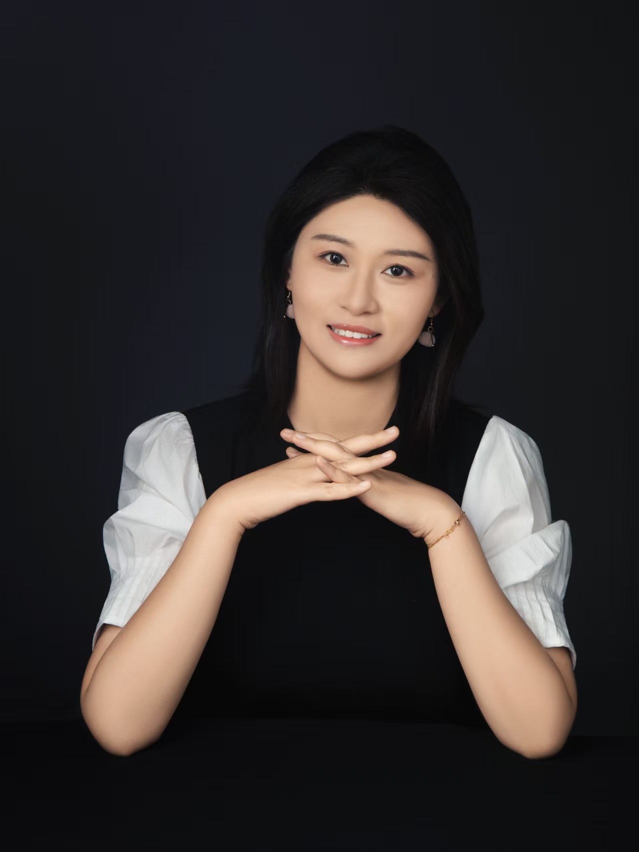 石慧.png